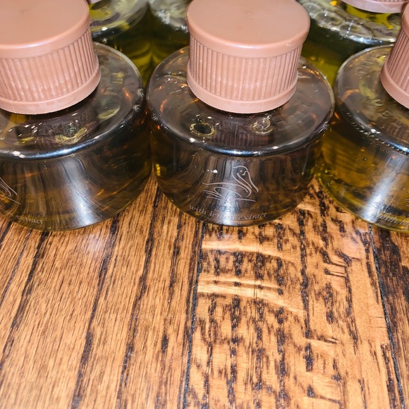 Gilchrist & Soames of London lemon shower gel lot of 6 bottles - Picture 4 of 8